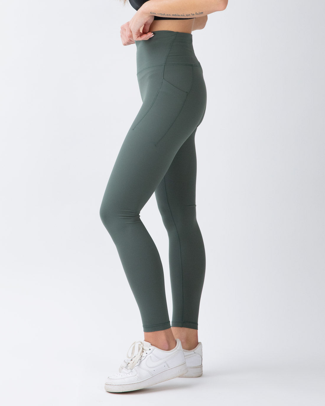 Aero Legíny s vreckami Dark Forest
